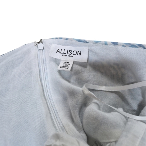 Allison New York Floral Halter Maxi Dress Size Medium - Picture 8 of 14